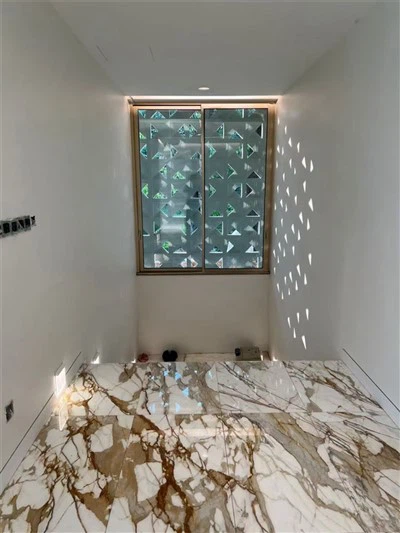ক্যালাকাটা গোল্ড মার্বেল টাইল 24x24